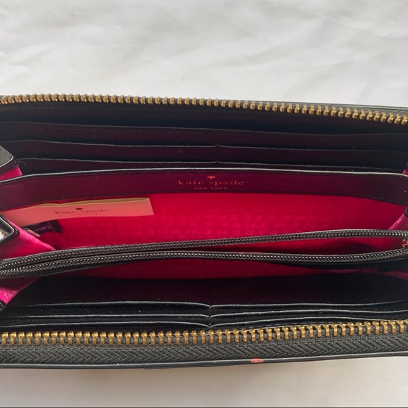 Authentic ♠️ Kate Spade Striped Wallet Clutch - Picture 4 of 6